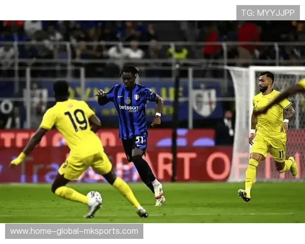 国米右路告急!邓弗伤缺或引发整条防线连锁崩塌 国米右路告急!邓弗伤缺或引发整条防线连锁崩塌