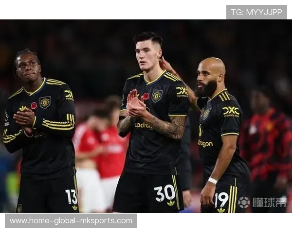 曼联中场抢断后迅速反击完成精彩推进：速度、决断与战术美学的全景解读