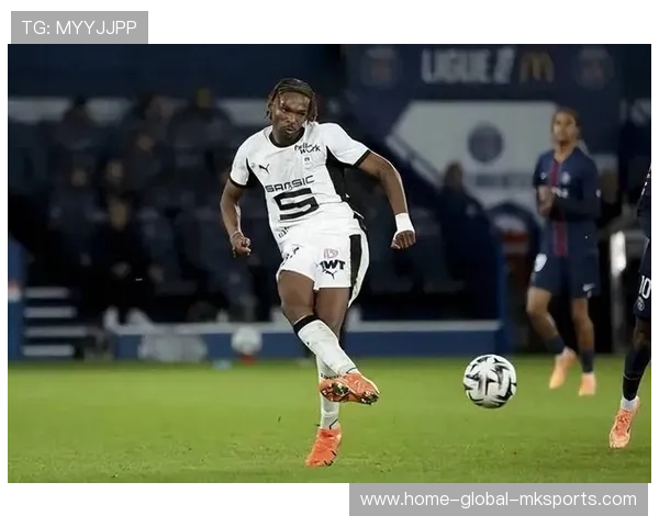 切尔西官宣冬窗三连签完成,总身价过亿欧元补强中后场短板 切尔西官宣冬窗三连签完成,总身价过亿欧元补强中后场短板