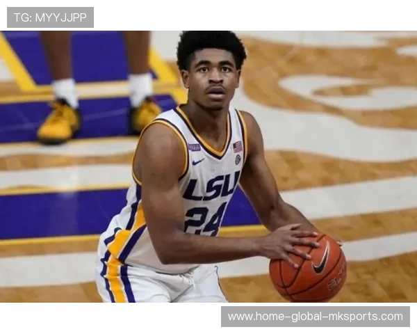 篮网托马斯单打连得七分火力全开 篮网托马斯单打连得七分火力全开